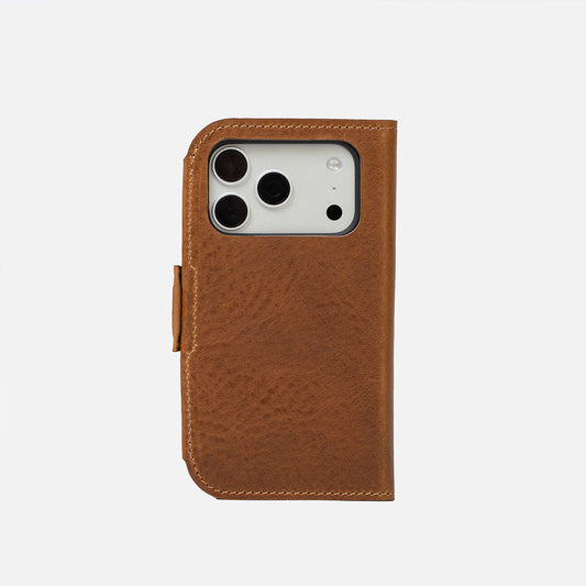 Leather Folio iPhone 17 Series with MagSafe - Classic 5.1 (OUTLET)